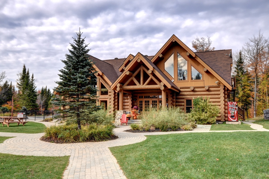 018 Location de chalet à SaintSauveur Chalets Bois Rond