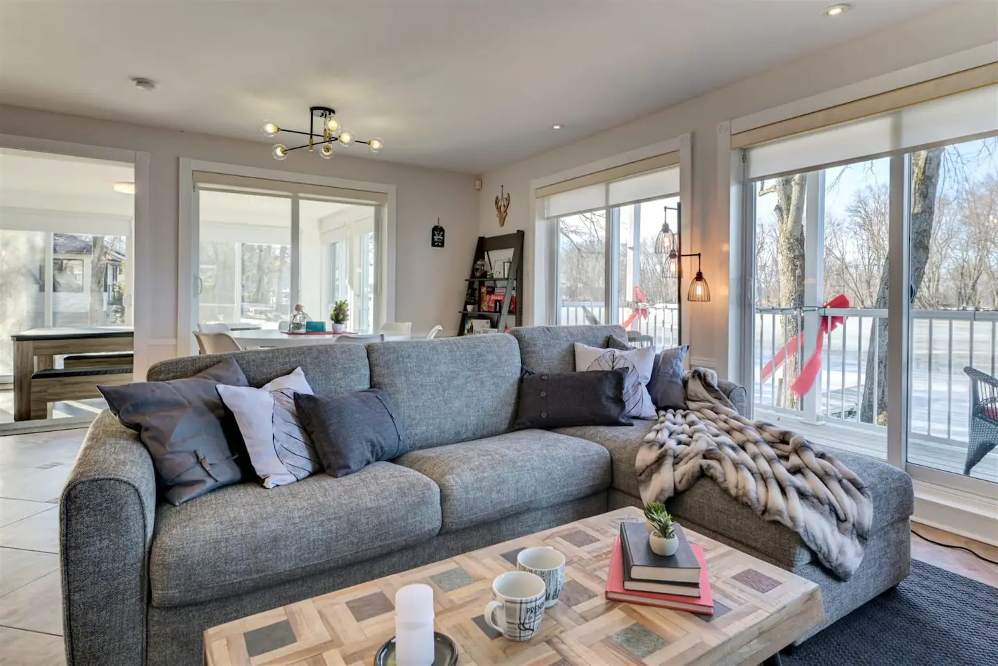 098 Location de chaletrégion StAndré d’Argenteuil Chalets Bois Rond