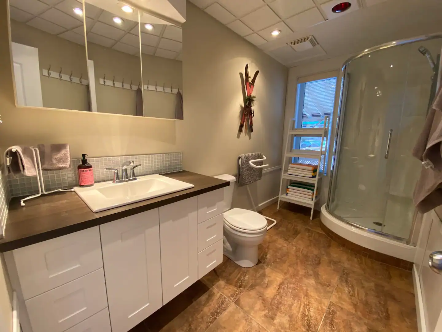 098 Location de chaletrégion StAndré d’Argenteuil Chalets Bois Rond